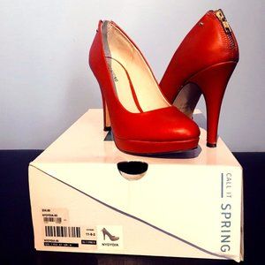 Call It Spring Heels in Size 7 - Orange w/Gold Zip